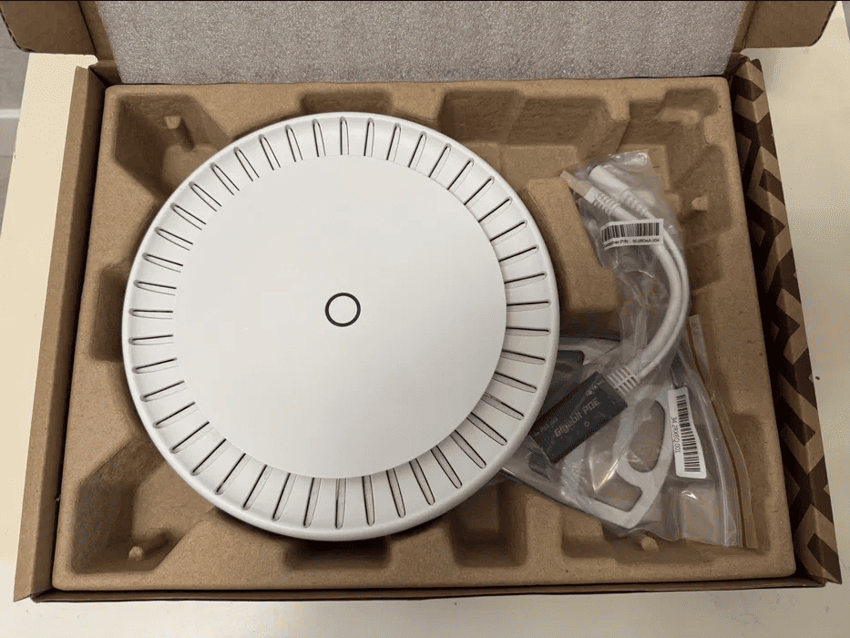 MikroTik cap ax в коробке