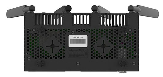 MikroTik-RB4011iGSplus5HacQ2HnD-IN-bottom-side